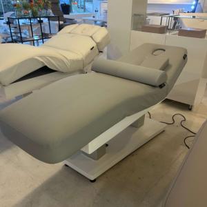 Spa Wellness behandeltafel VELVET EVO W4 / PLATA / OUTLET (Spa Wellness behandeltafel VELVET EVO W4 / PLATA / OUTLET)